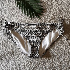 Patterned Side Tie Bikini Bottoms